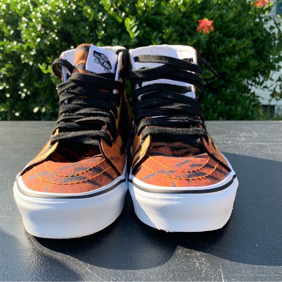VANS SK8-HI TAPERED 'YEAR OF THE TIGER' Shoes Men’s Size 8 Women’s Size 9.5. - Picture 6 of 6